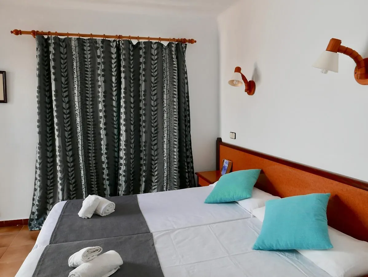 Hostel Hostal De La Caravel.La Cala d'Or
