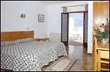 Hostal De La Caravel.La Cala D´Or